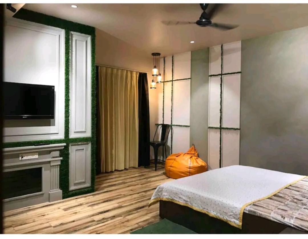 Entire Craftsman House With 2 Bedrooms Kitchen And More Raipur  Exterior photo